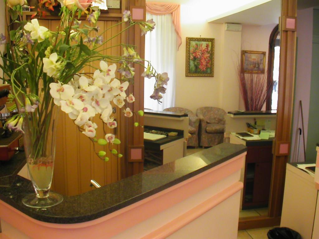 Hotel Venezia 몬테카티니테르메 외부 사진