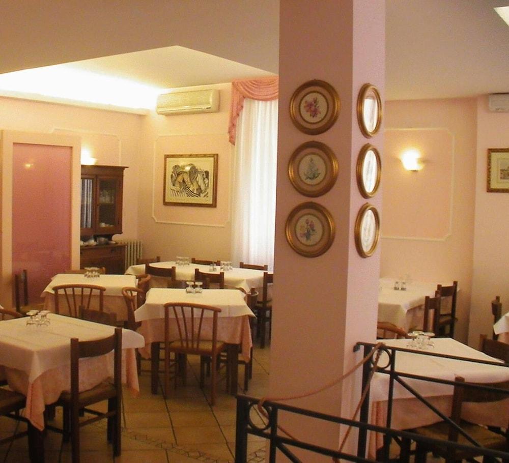 Hotel Venezia 몬테카티니테르메 외부 사진