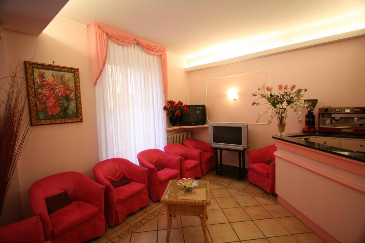 Hotel Venezia 몬테카티니테르메 외부 사진